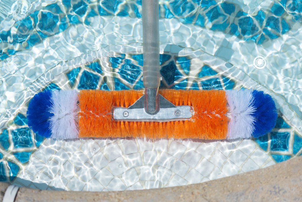 Aqua Select® 18 Inch 360° Brush For Swimming Pool Wall & Floor