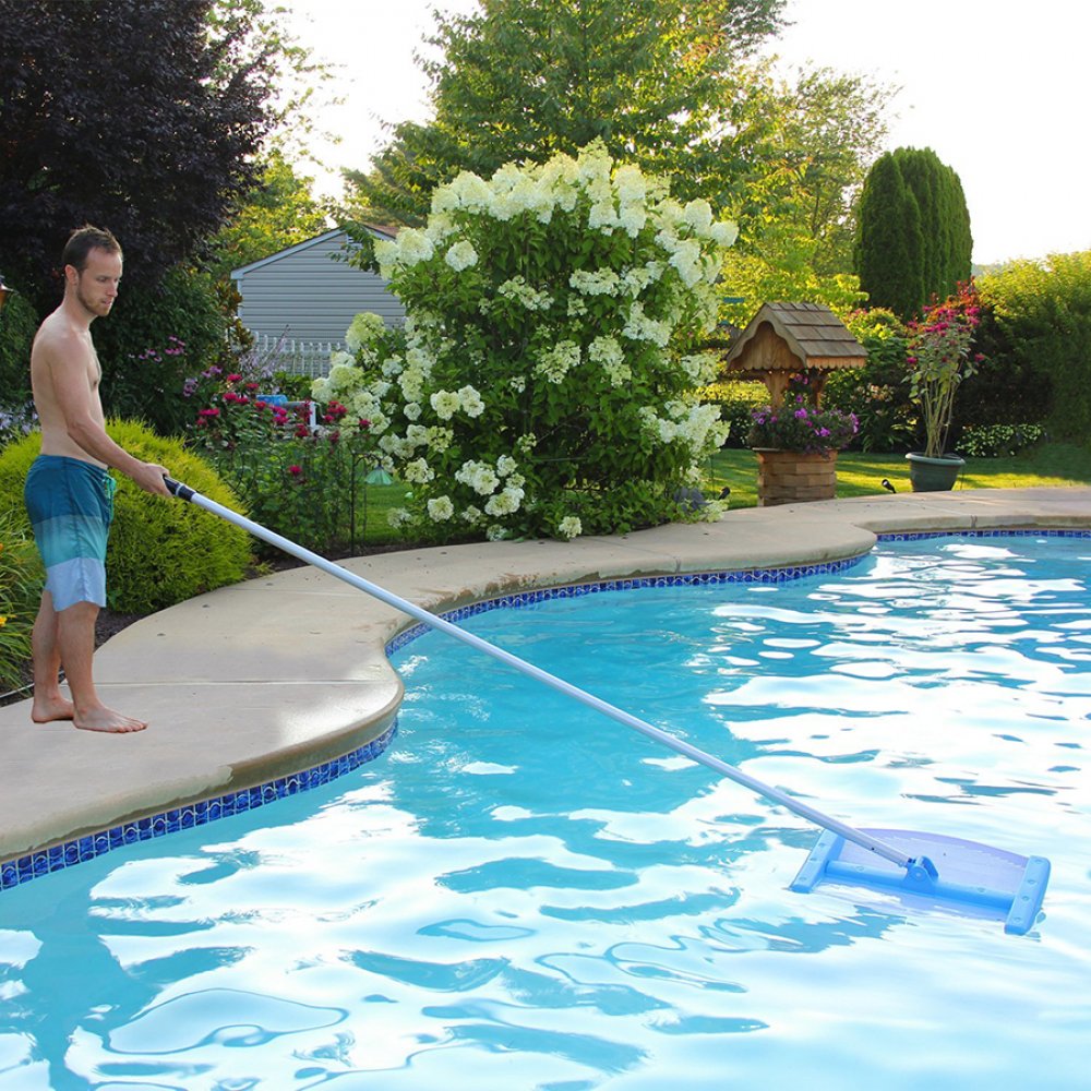 Using Glider Floating Pool Skimmer