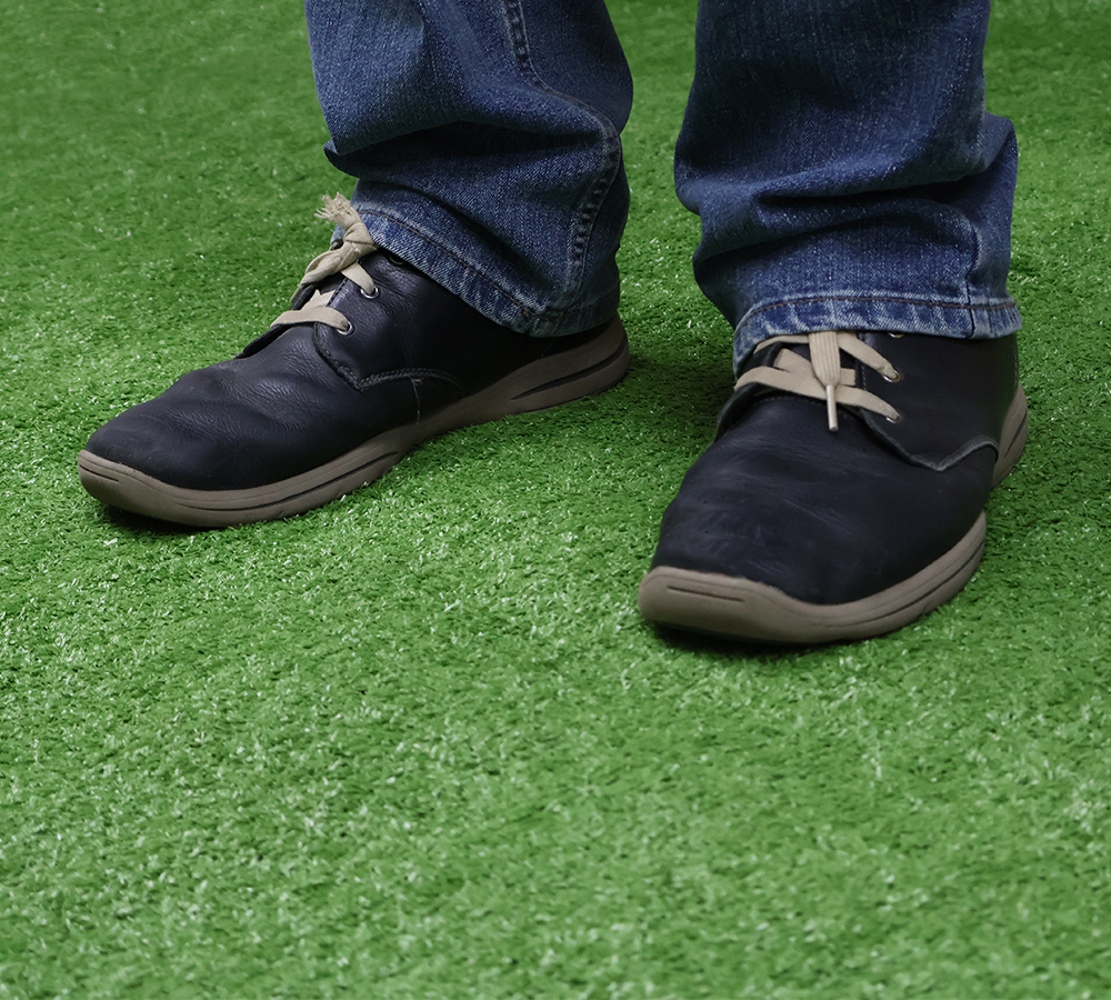 Artificial Synthetic Turf Grass for Indoor or Outdoor Use (Various Sizes)